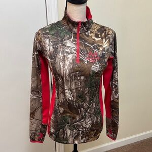 Realtree Red and Camo Quarter-Zip Pullover size Small